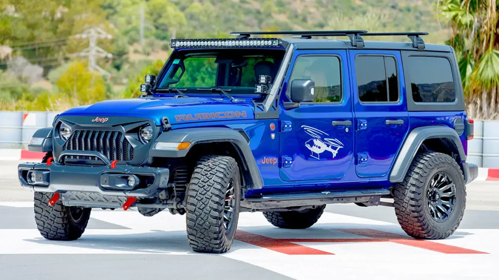 HeliAir Marbella - Car Pickup Service with Jeep Wrangler