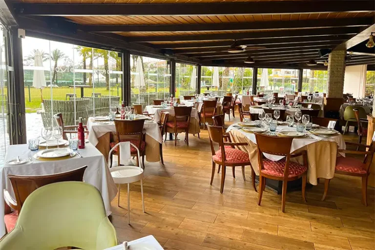 Heliair Marbella - Divot-Gastro Grill - lunch