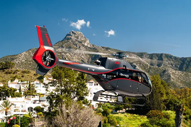 Heliair Marbella - Fly & drive - Helicopter flying