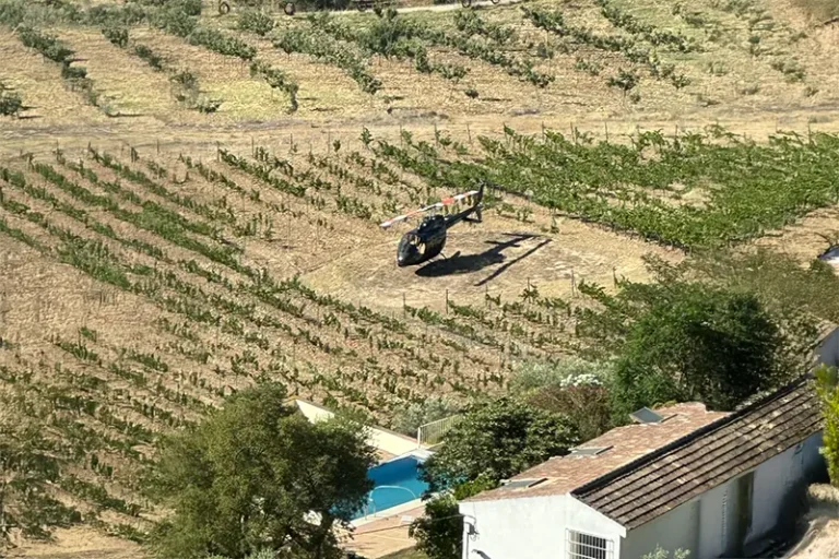 Jeliair Marbella - Winery - Helicopter landed at Descalzos Viejos